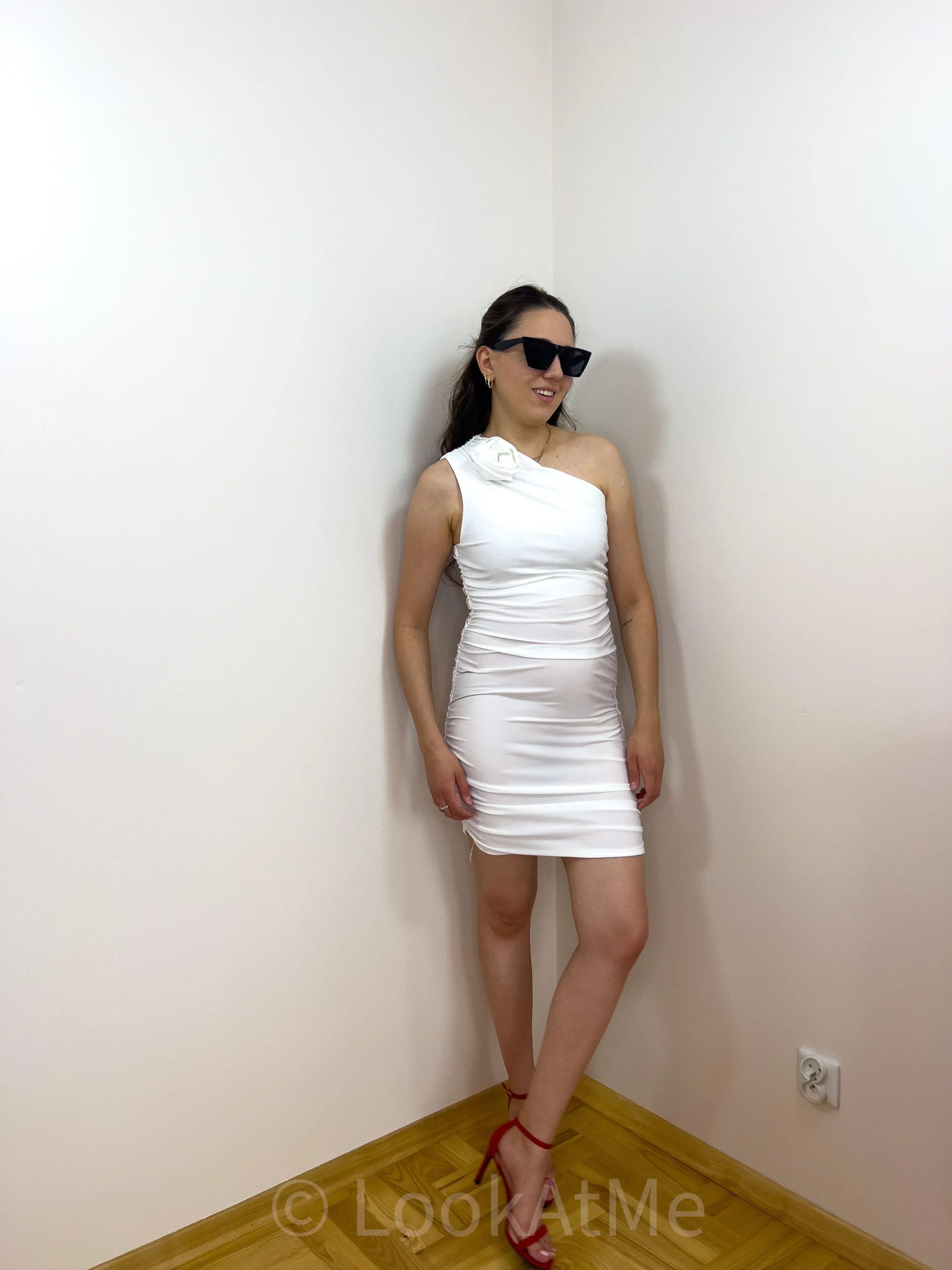 Sukienka „White Rose”